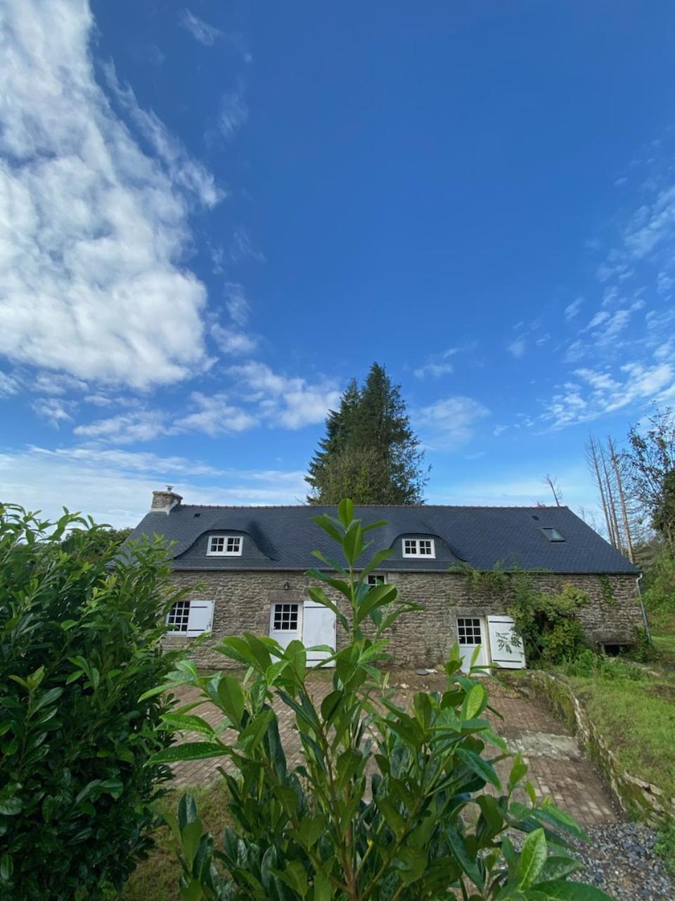 Vila Moulin De Kerstrat Brennilis Exteriér fotografie